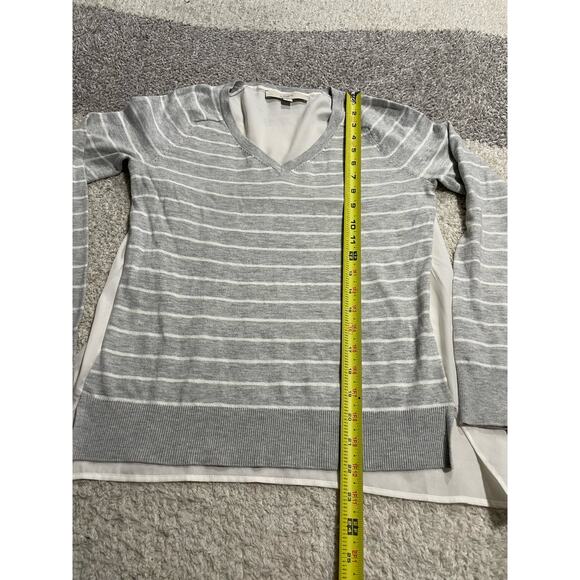 LOFT Women's XS Striped V-Neck Long Sleeve Top Chiffon Back Gray 70146 354980 - Picture 3 of 8